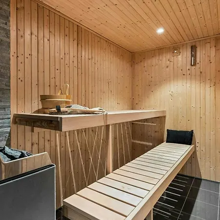 Forest With Sauna And Views Near Hurdal Holiday home Brattlia